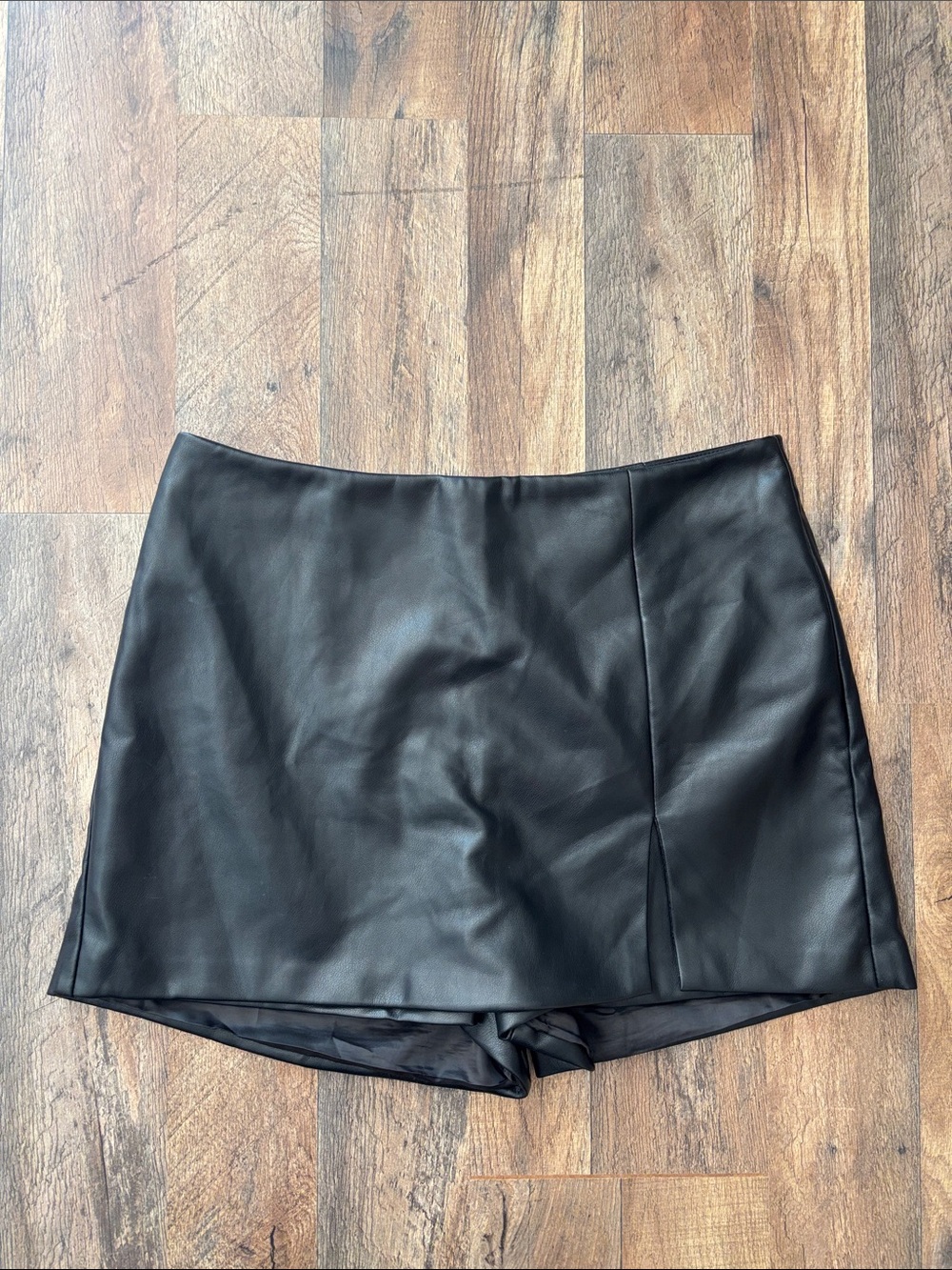 7 for all mankind black faux leather mini skort size large